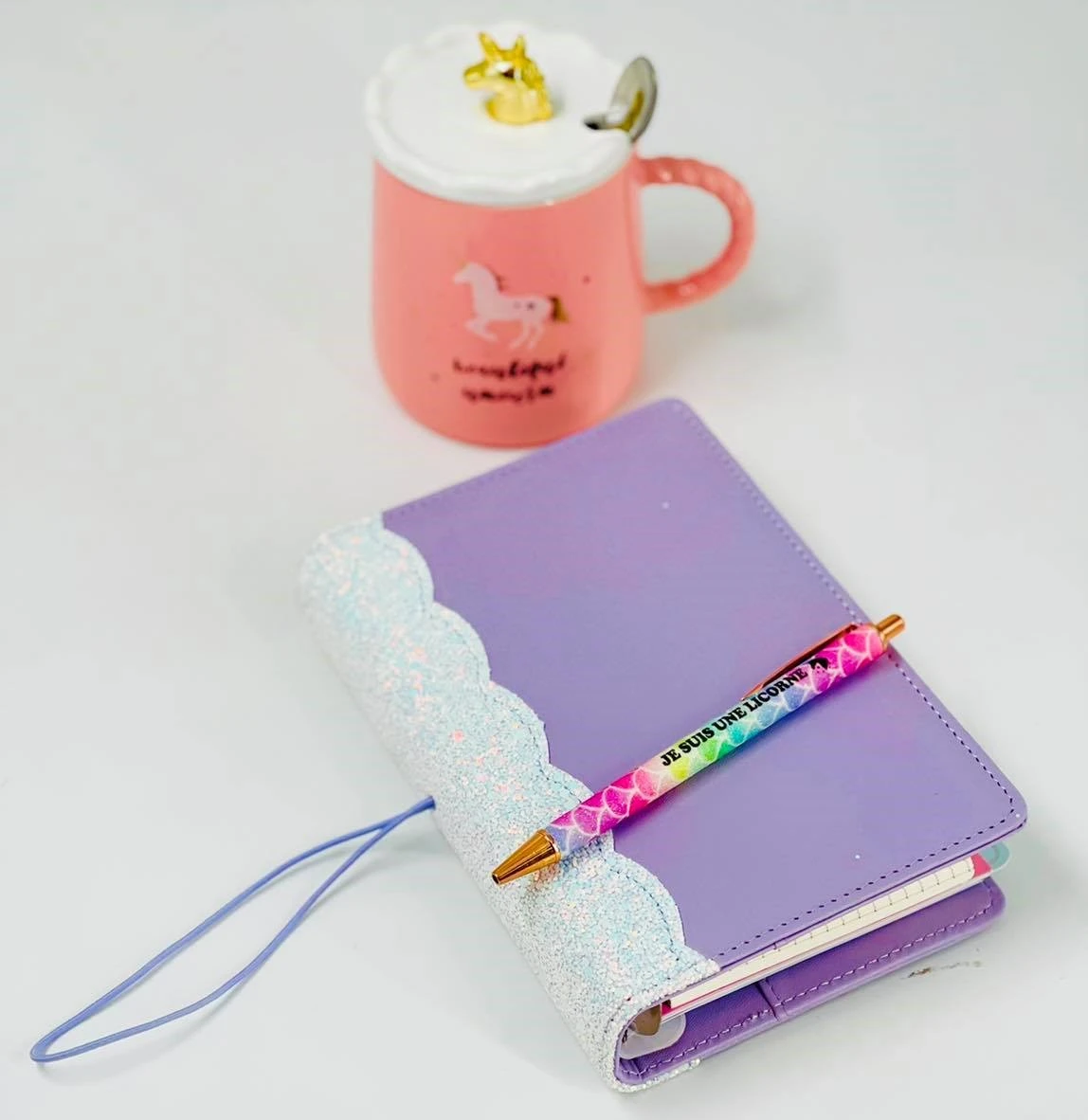 Stylo pailleté bille fine